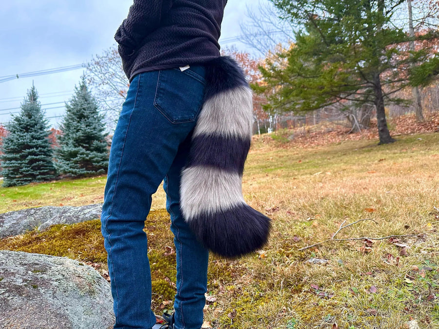 Reference direction for a custom faux fur tail
